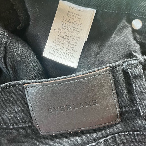 Everlane The Midrise Skinny Jean Black Denim Pants Ankle Length Women’s Size 27 - Picture 5 of 7